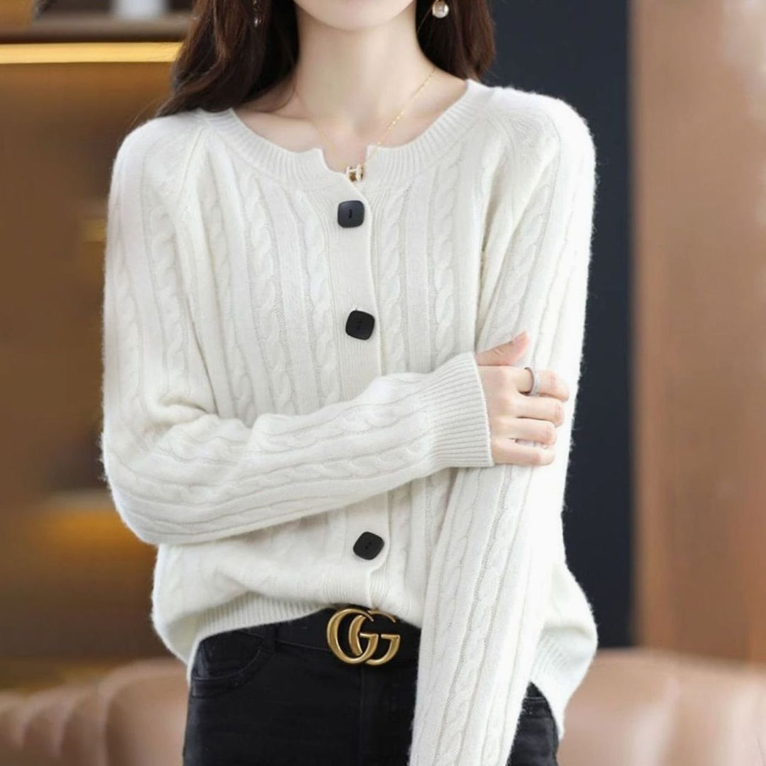 Women's Relaxed-Fit Cable-Knit Button-Up Winter Cardigan - White