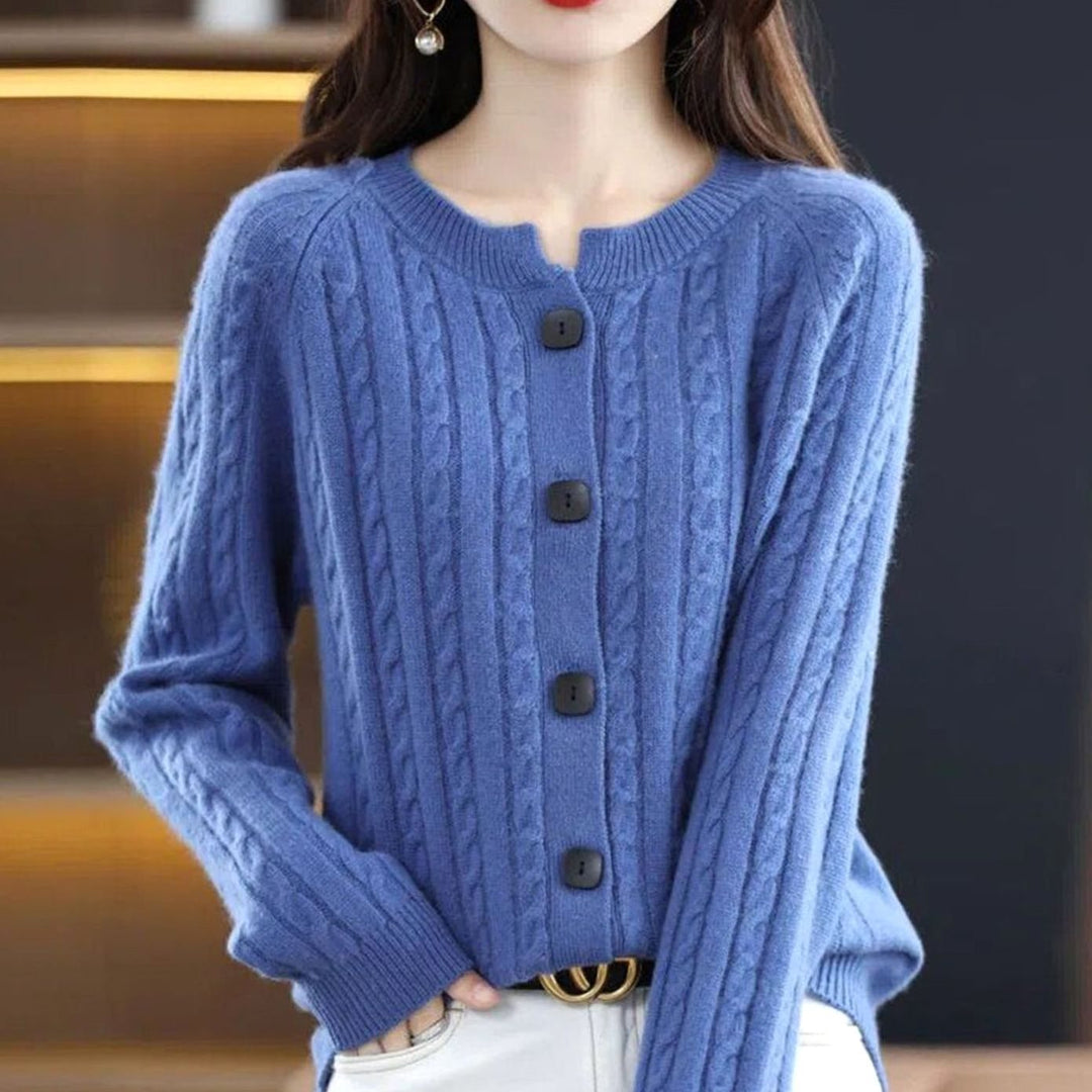 Women's Relaxed-Fit Cable-Knit Button-Up Winter Cardigan