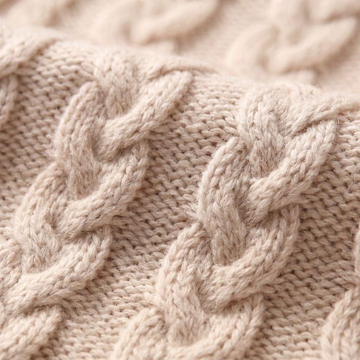 Women's Relaxed-Fit Cashmere Cable-Knit Turtleneck Sweater