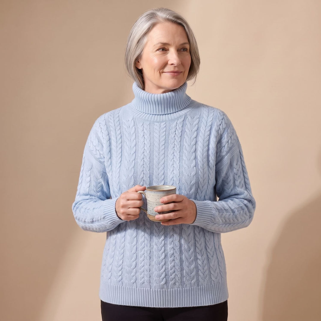Women's Relaxed-Fit Cashmere Cable-Knit Turtleneck Sweater