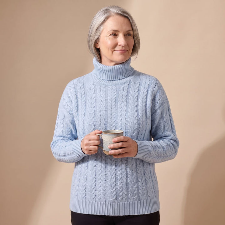 Women's Relaxed-Fit Cashmere Cable-Knit Turtleneck Sweater