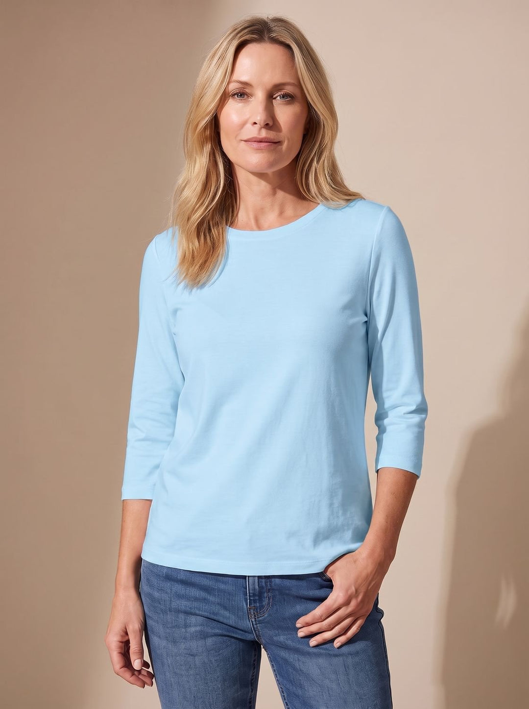 Women's Relaxed-Fit Crew-Neck 3/4 Sleeve Casual Top - Light Blue