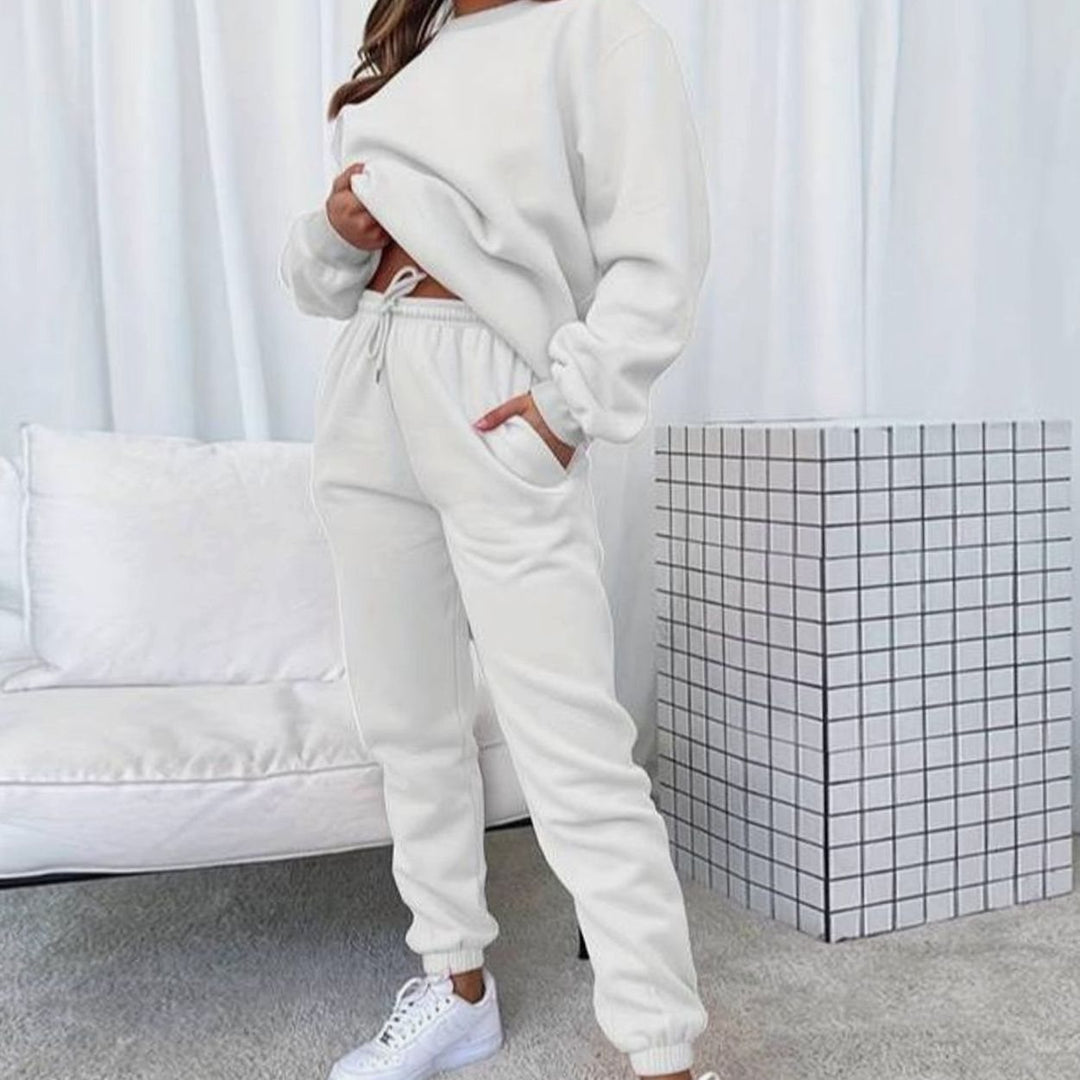 Women's Relaxed-Fit Matching Sweatshirt Jogger Set - White