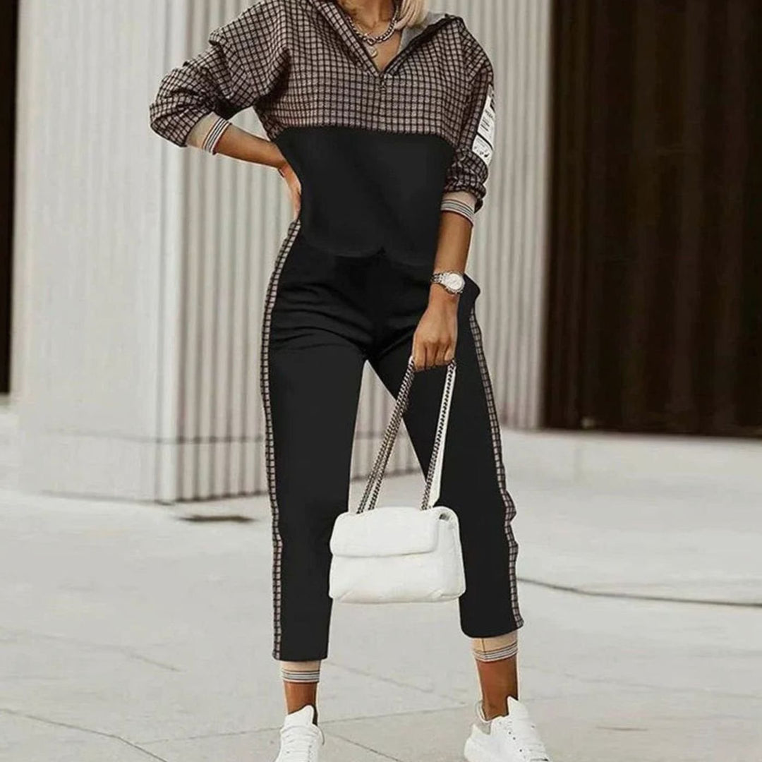 Women's Relaxed Fit Quarter-Zip Two-Piece Tracksuit Set - Black