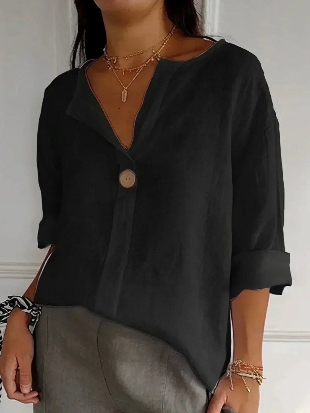 Women's Relaxed-Fit V-Neck 3/4 Sleeve Button Linen Blouse - Black