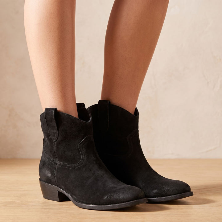 Women's Short Suede Cowboy Ankle Boots Low Stacked Heel - Black