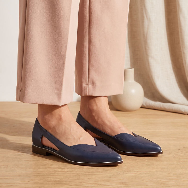 Women's Side Cut-Out Pointed-Toe Ballet Flats - Navy Blue