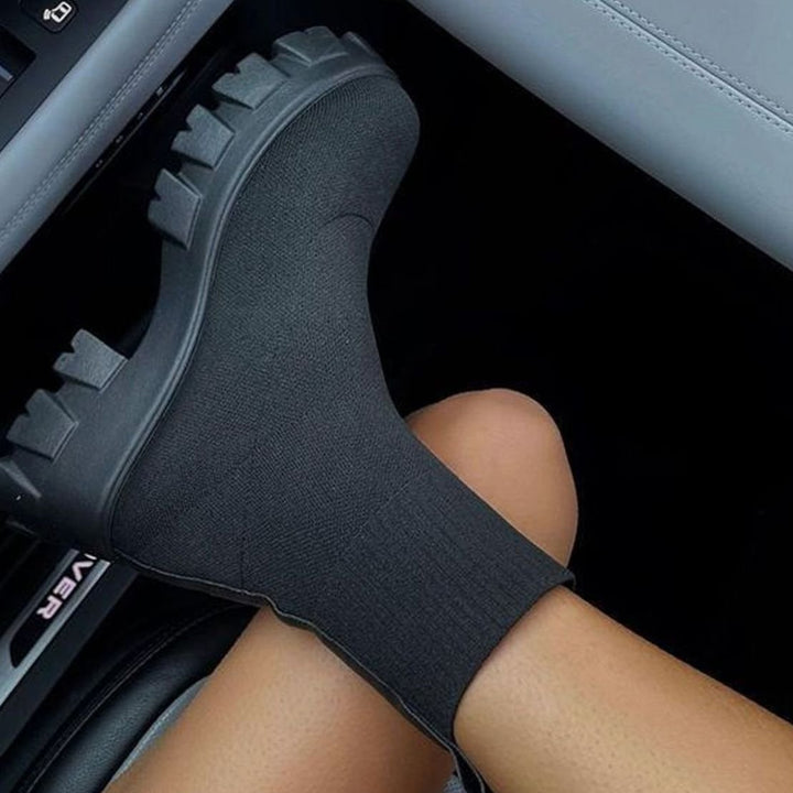 Women's Slip-On Chunky Heel Sock Boots Lug Sole - Black