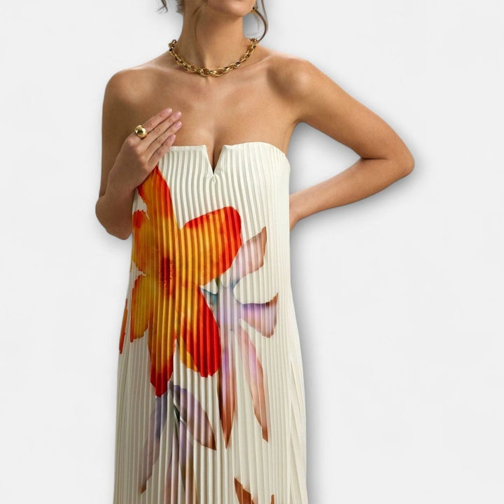 Women's Strapless Pleated Metallic Sweetheart Maxi Dress