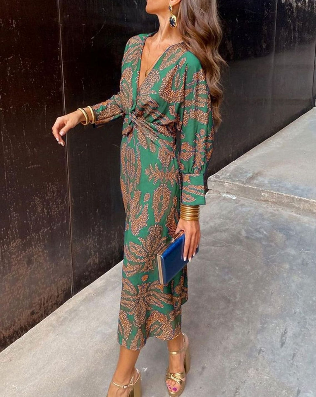 Women's V-Neck Long Sleeve Knotted Front Printed Maxi Dress - Green