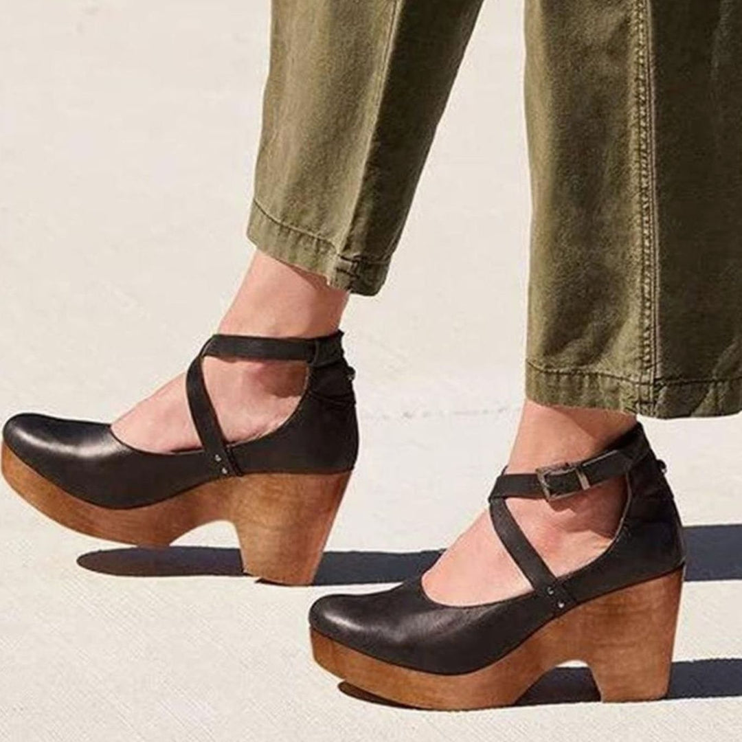 Women's Vintage Cross-Strap Wooden Block Heel Mary Jane Pumps - Black