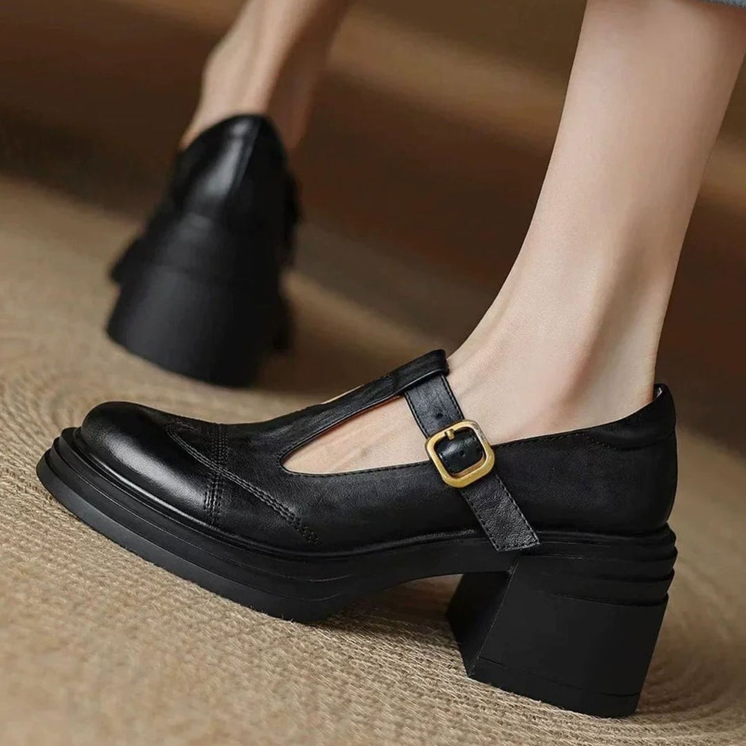 Women's Vintage-Inspired Leather Block-Heel T-Strap Shoes - Black