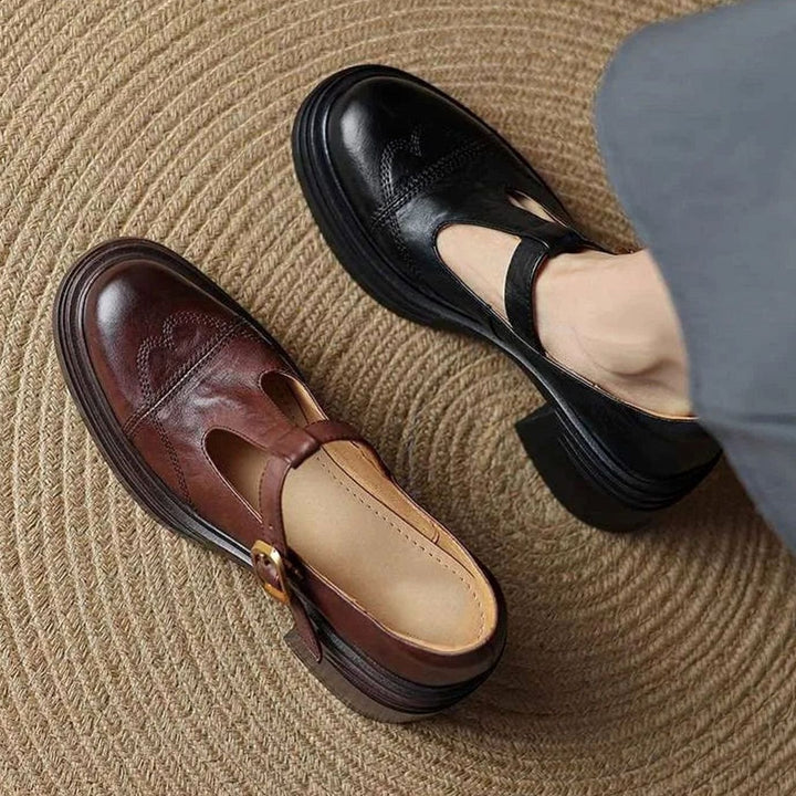 Women's Vintage-Inspired Leather Block-Heel T-Strap Shoes