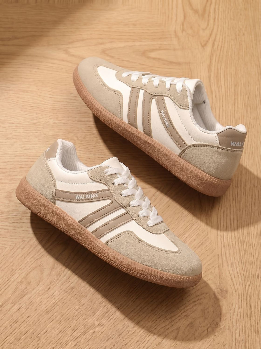 Women's Wide Toe Box Orthopedic Lace-Up Sneakers