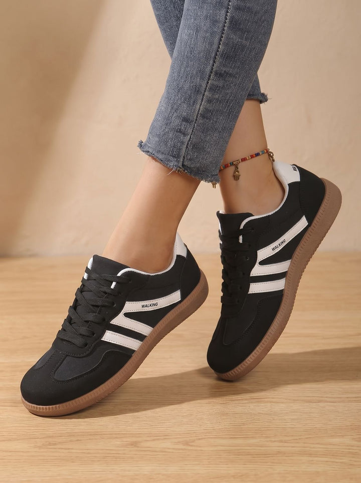 Women's Wide Toe Box Orthopedic Lace-Up Sneakers - Black